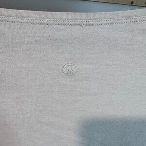 Lulu Lemon size 4/6